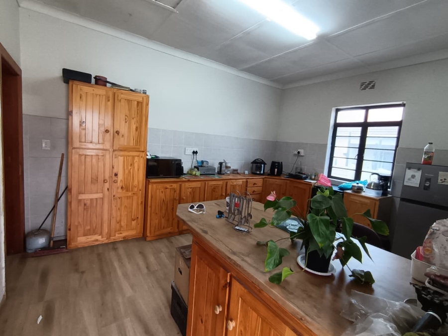 To Let commercial Property for Rent in Newton Park Eastern Cape
